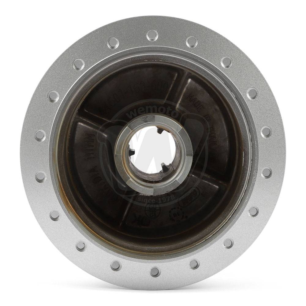 0UD5884_ac7607 three.jpg